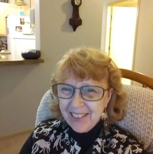 Meet your Posher, Suzanne